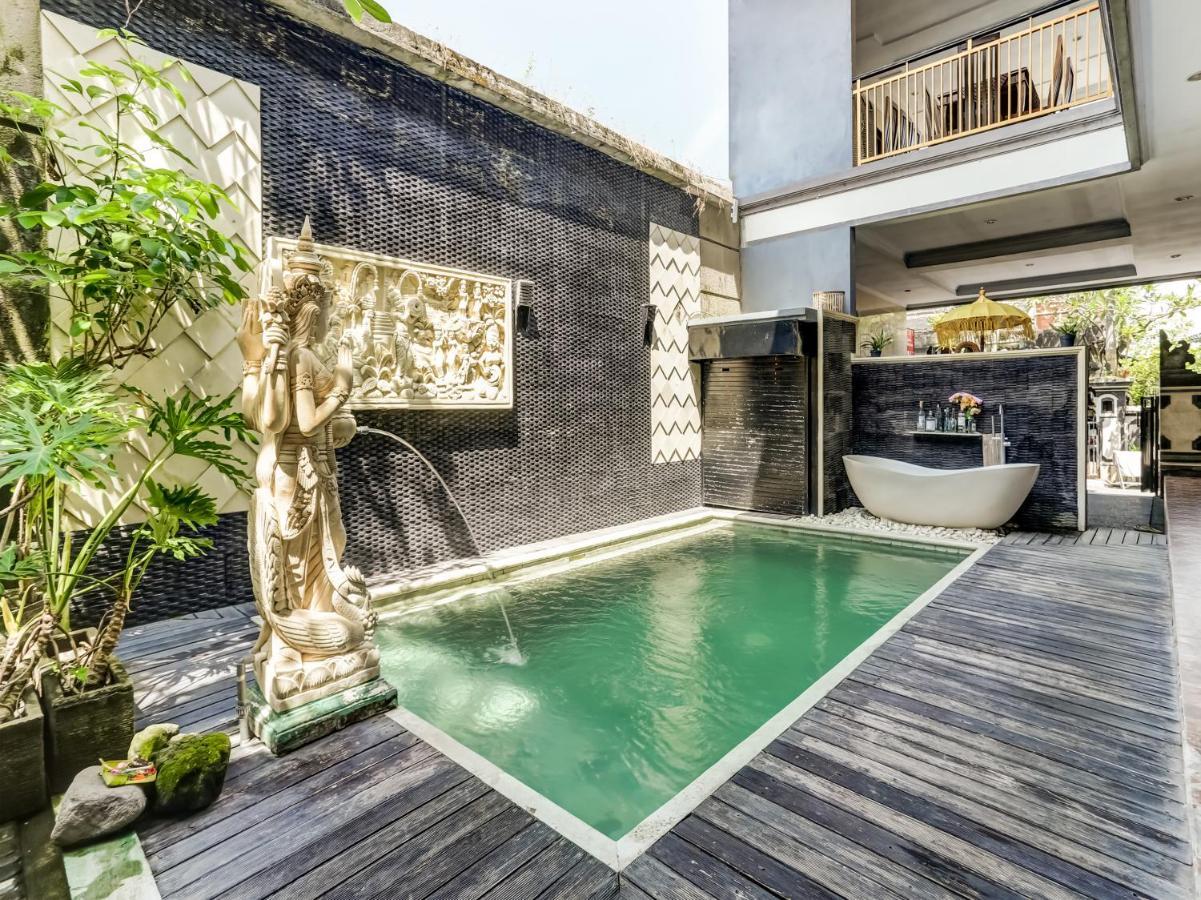 Hotel Antara Sunset Road à Legian Extérieur photo